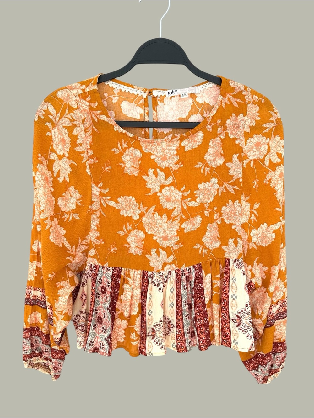 NWT Jolt Rust Orange Floral Peplum Top with Cream Lace Trim - XS